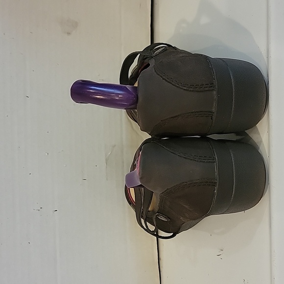 CROCS BROWN LEATHER PATRICIA SLIP ON SHOES (sz 10) - Picture 4 of 6